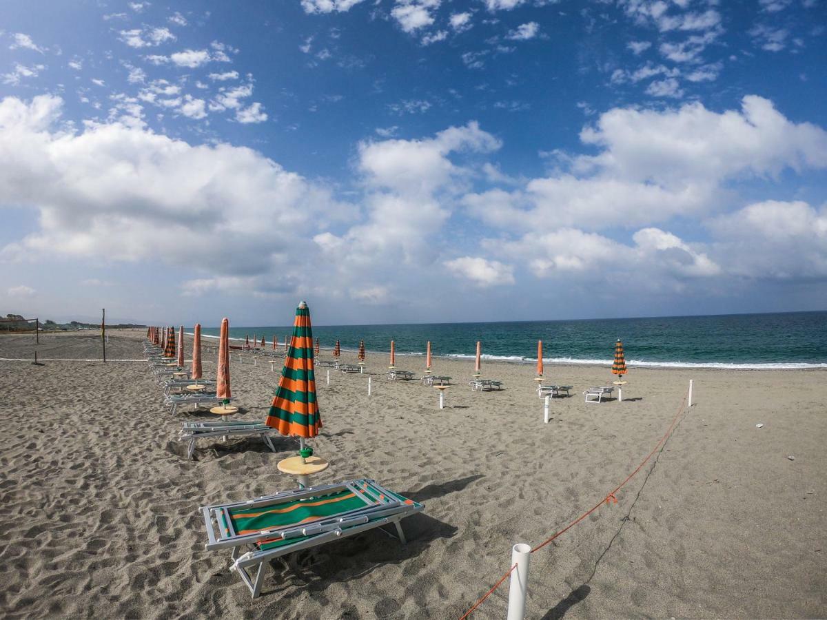 B&B Pineta Mare ลาเมเซ แตร์เม ภายนอก รูปภาพ